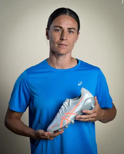 9. Emily Gielnik thumbnail