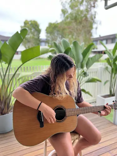 3. Charli Hately thumbnail