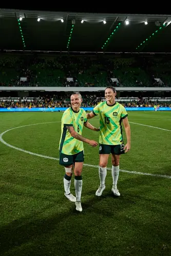 4. Chloe Berryhill (nee Logarzo) thumbnail