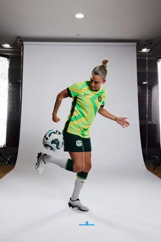 5. Chloe Berryhill (nee Logarzo) thumbnail