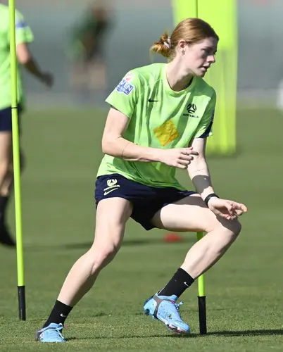 3. Cortnee Vine thumbnail