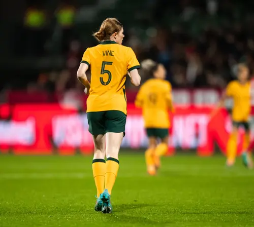 5. Cortnee Vine thumbnail