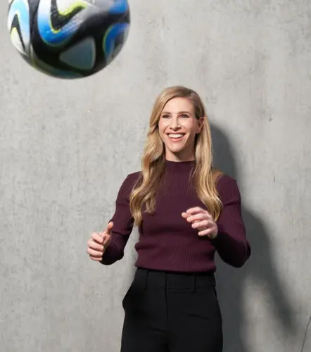 Elise Kellond-Knight